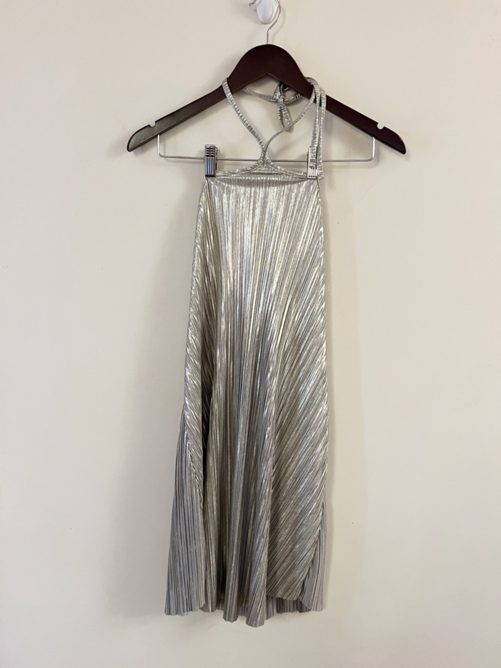 Nasty Gal Silver Metallic Plisse Halter Dress Size 6 NEW Unlined Mini